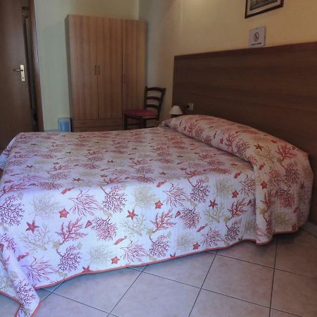 カリアリ La Marina Bed & Breakfast エクステリア 写真